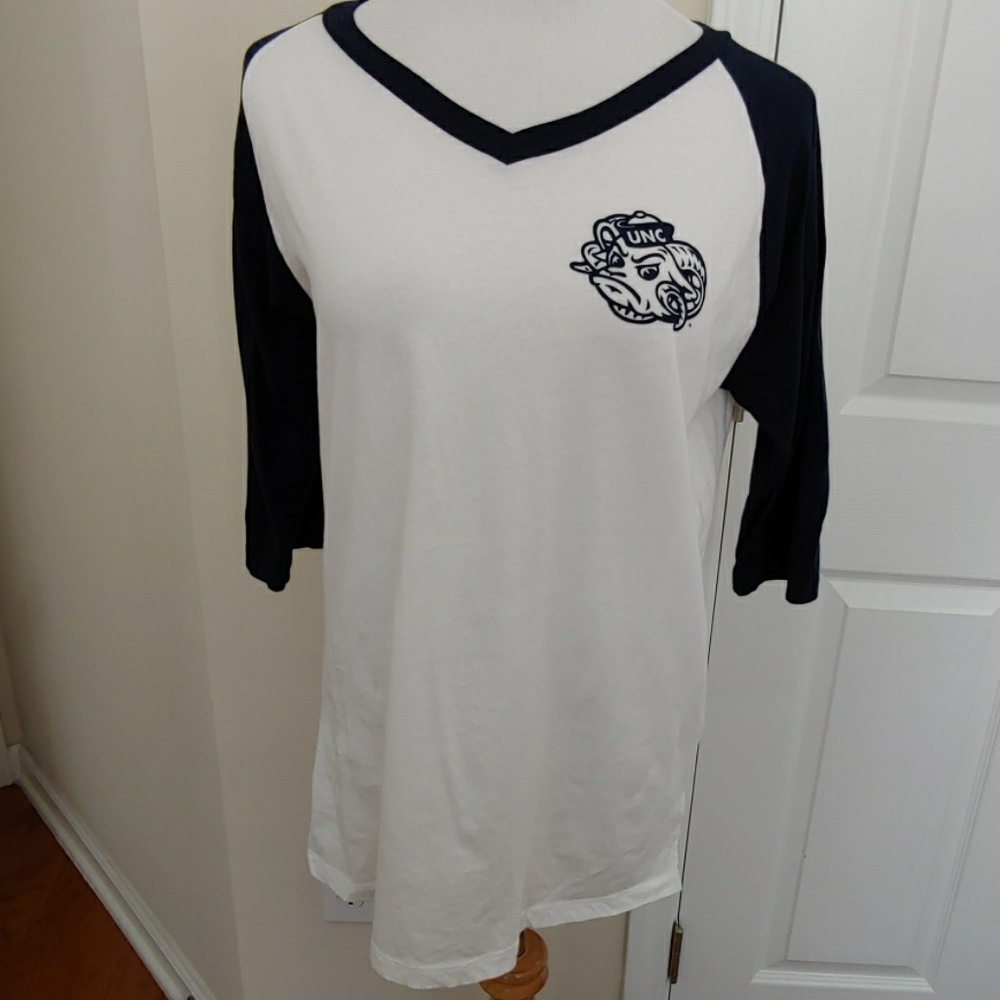 UNC Tarheel v neck t shirt